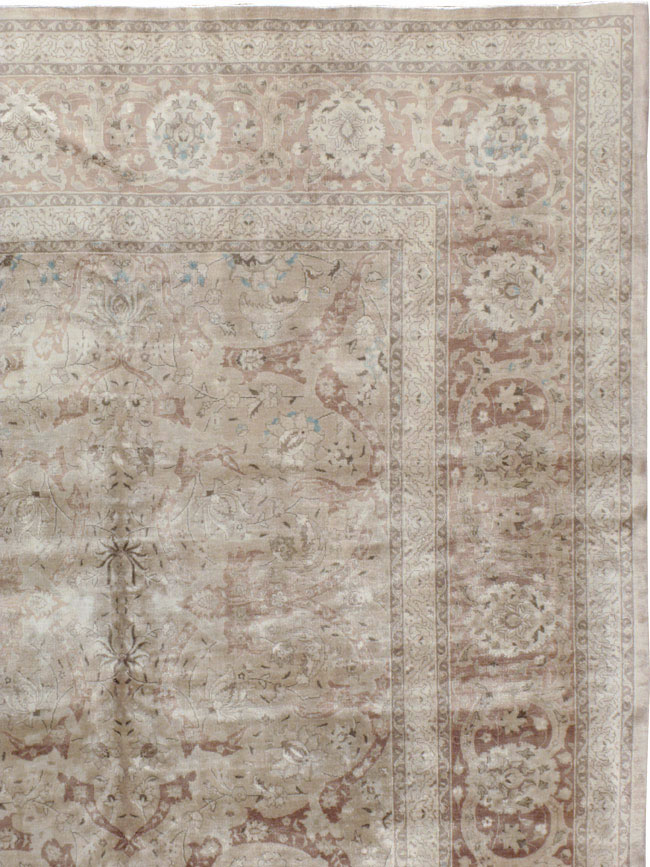 Antique Persian Tabriz Carpet, No.15897 - Gsblank