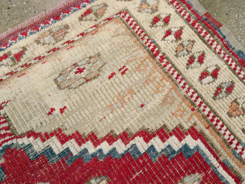 Vintage Turkish Ghiordes Rug, No.15914 - Gsblank