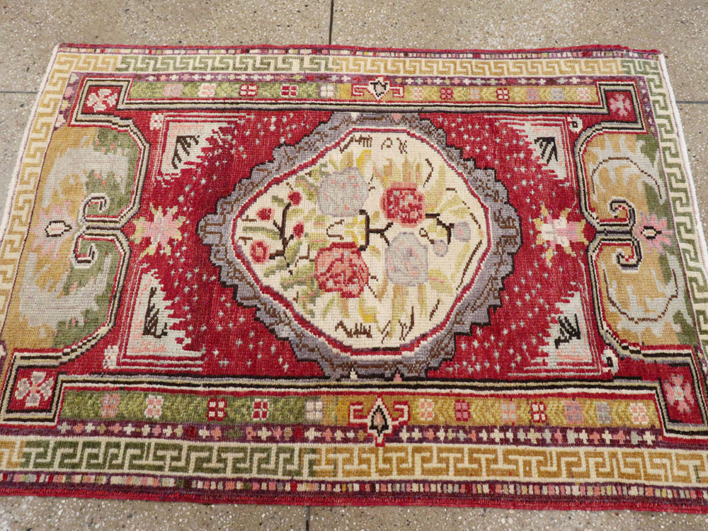 Vintage Turkish Ghiordes Rug, No.15916 - Gsblank