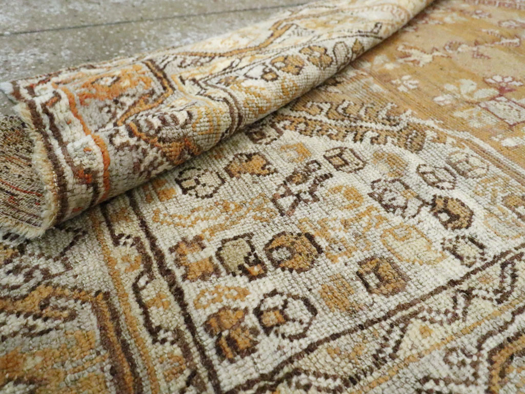 Antique Turkish Ghiordes Rug, No.15940 - Gsblank