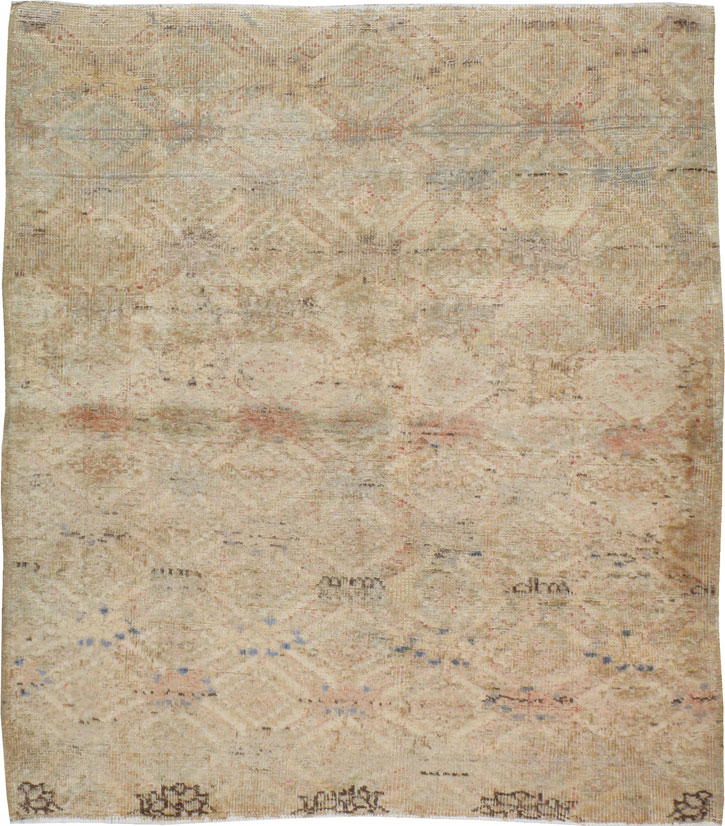 Vintage Turkish Anatolian Square Rug, No.15961 - Gsblank