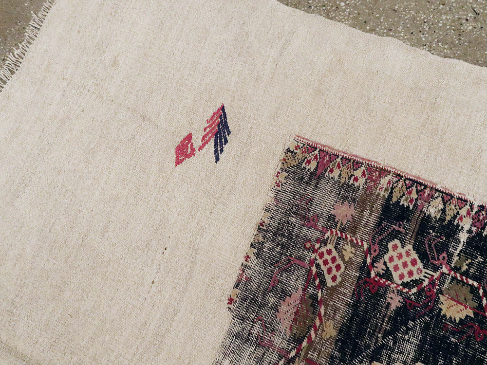 Modern Turkish Folk Rug, No.15970 - Gsblank