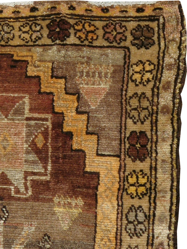 Vintage Turkish Anatolian Rug, No.15997 - Gsblank