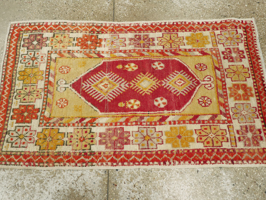 Vintage Turkish Oushak Rug, No.16002 - Gsblank