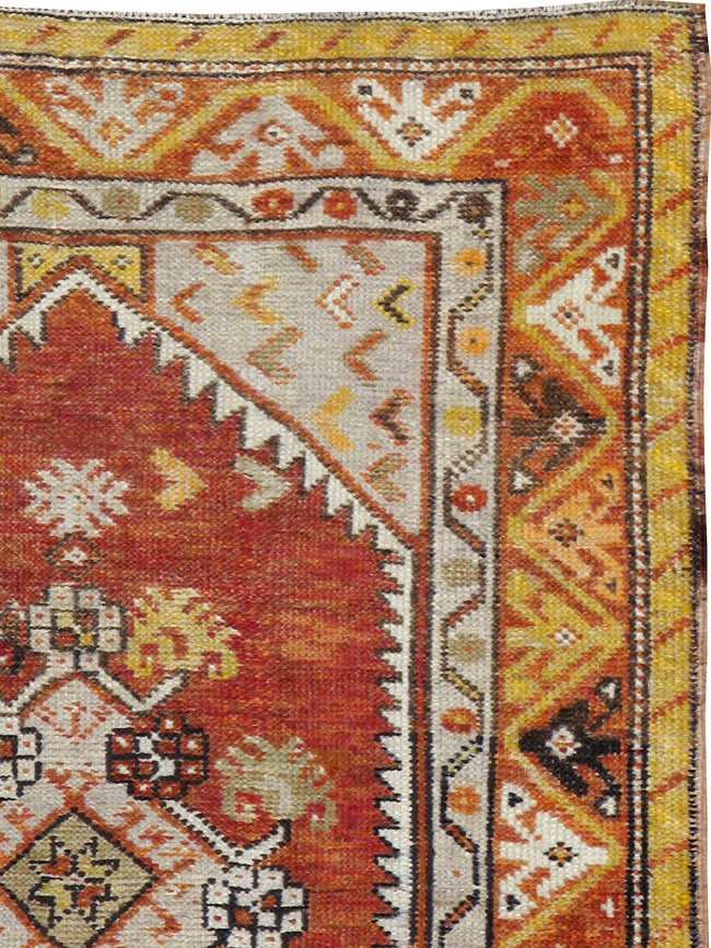Vintage Turkish Anatolian Rug, No.16008 - Gsblank