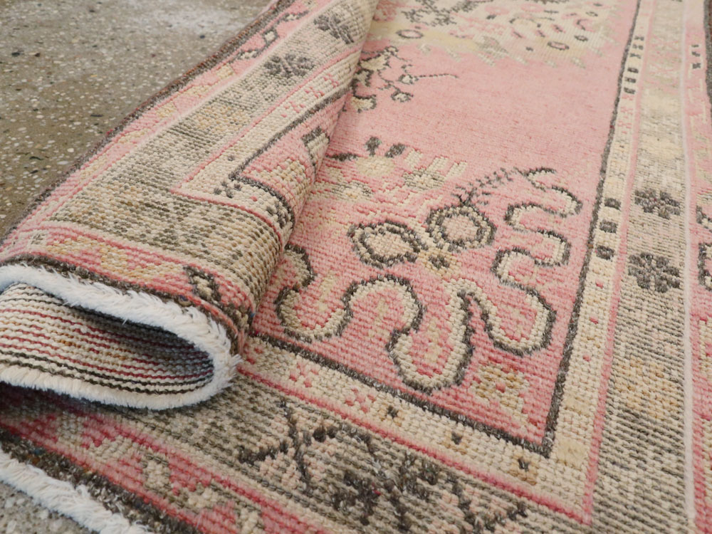 Vintage Turkish Oushak Rug, No.16023 - Gsblank