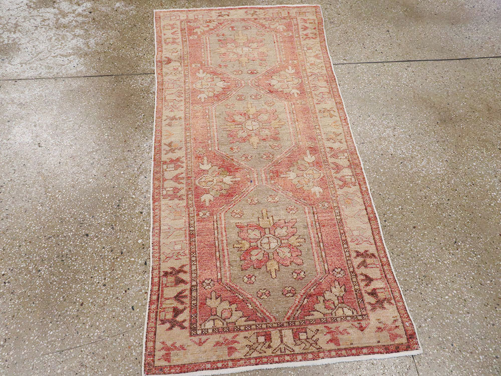 Vintage Turkish Oushak Throw Rug, No.16025 - Gsblank