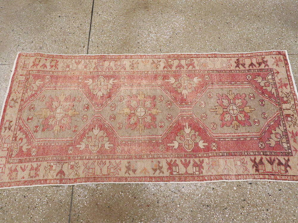 Vintage Turkish Oushak Throw Rug, No.16025 - Gsblank