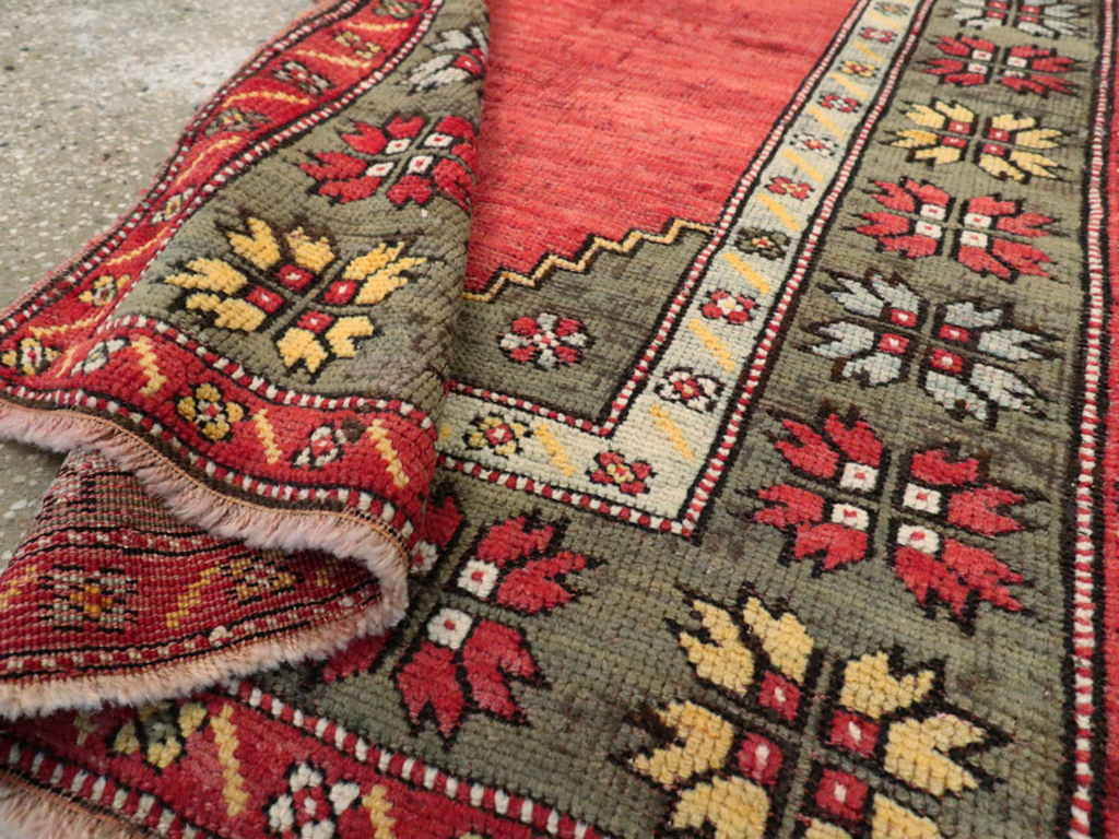 Antique Oushak Rug, No.16027 - Gsblank