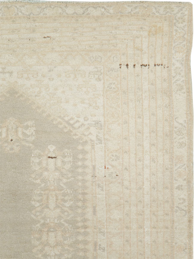 Antique Turkish Ghiordes Rug, No.16105 - Gsblank