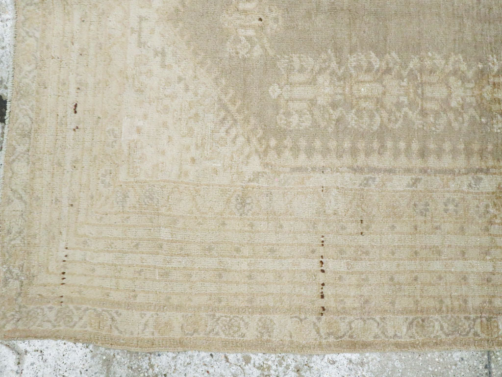 Antique Turkish Ghiordes Rug, No.16105 - Gsblank