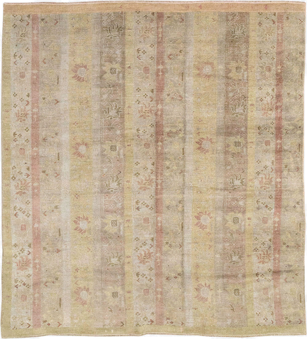 Antique Turkish Ghiordes Room Size Carpet, No.16114 - Gsblank