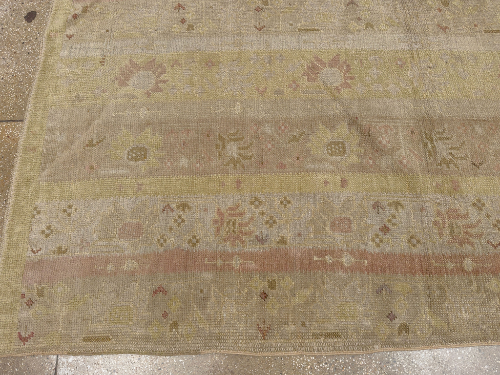 Antique Turkish Ghiordes Room Size Carpet, No.16114 - Gsblank