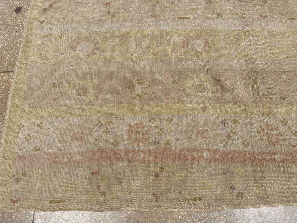 Antique Turkish Ghiordes Room Size Carpet, No.16114 - Gsblank
