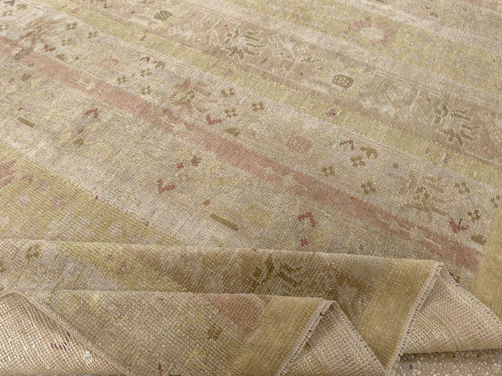 Antique Turkish Ghiordes Room Size Carpet, No.16114 - Gsblank