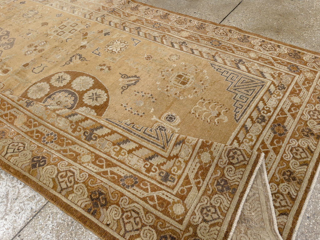 Antique East Turkest Khotan Carpet, No.16118 - Gsblank