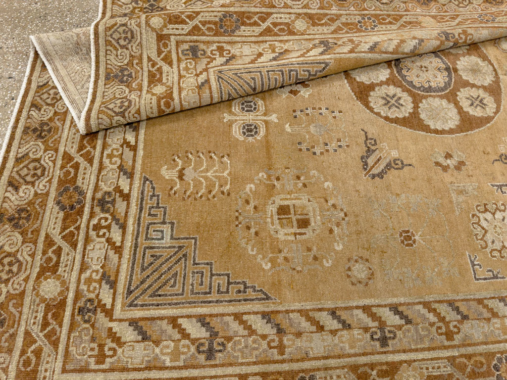 Antique East Turkest Khotan Carpet, No.16118 - Gsblank