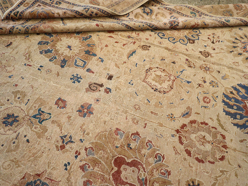 Antique Persian Tabriz Carpet, No.16127 - Gsblank