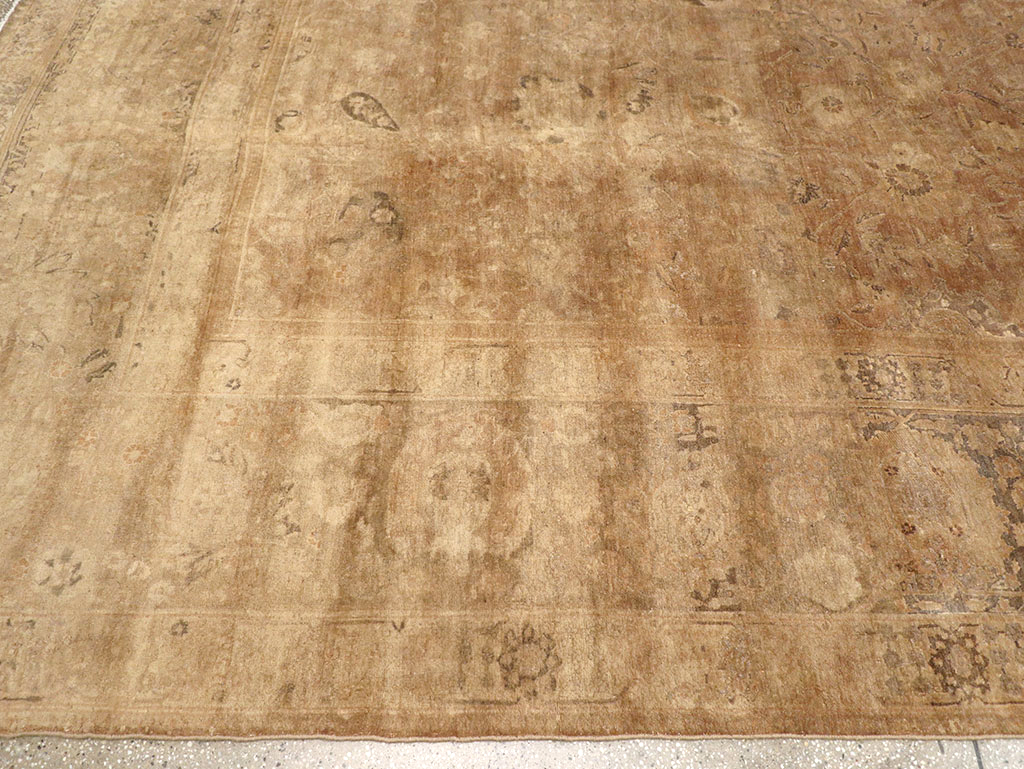 Antique Persian Tabriz Carpet, No.16134 - Gsblank