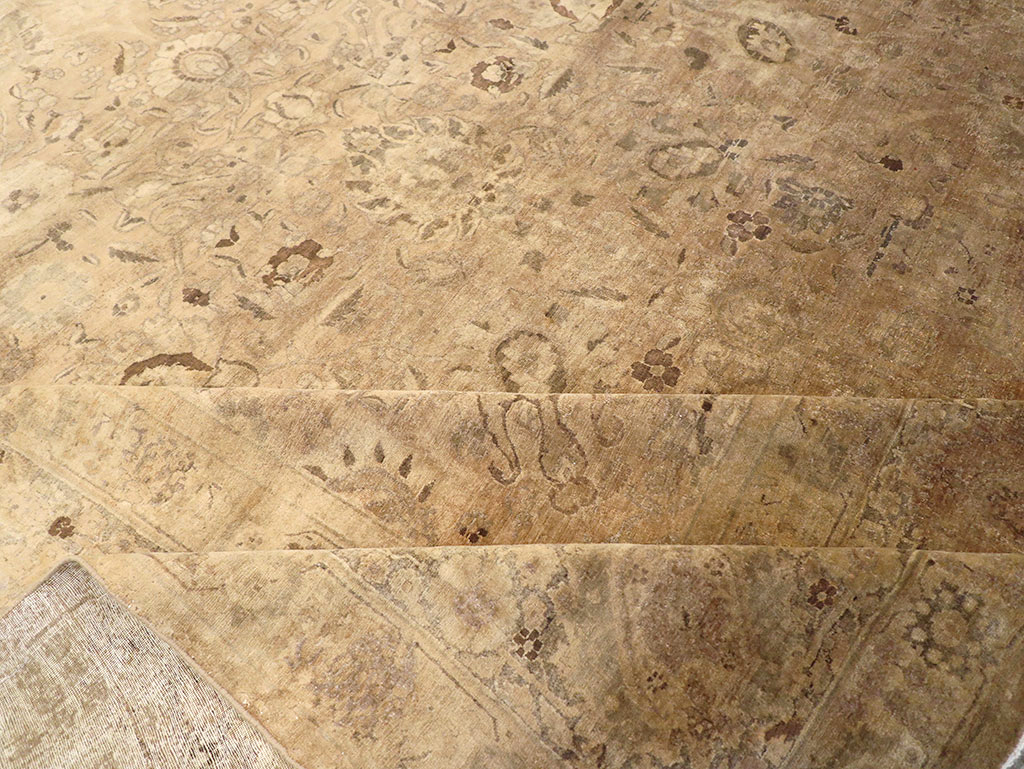 Antique Persian Tabriz Carpet, No.16134 - Gsblank