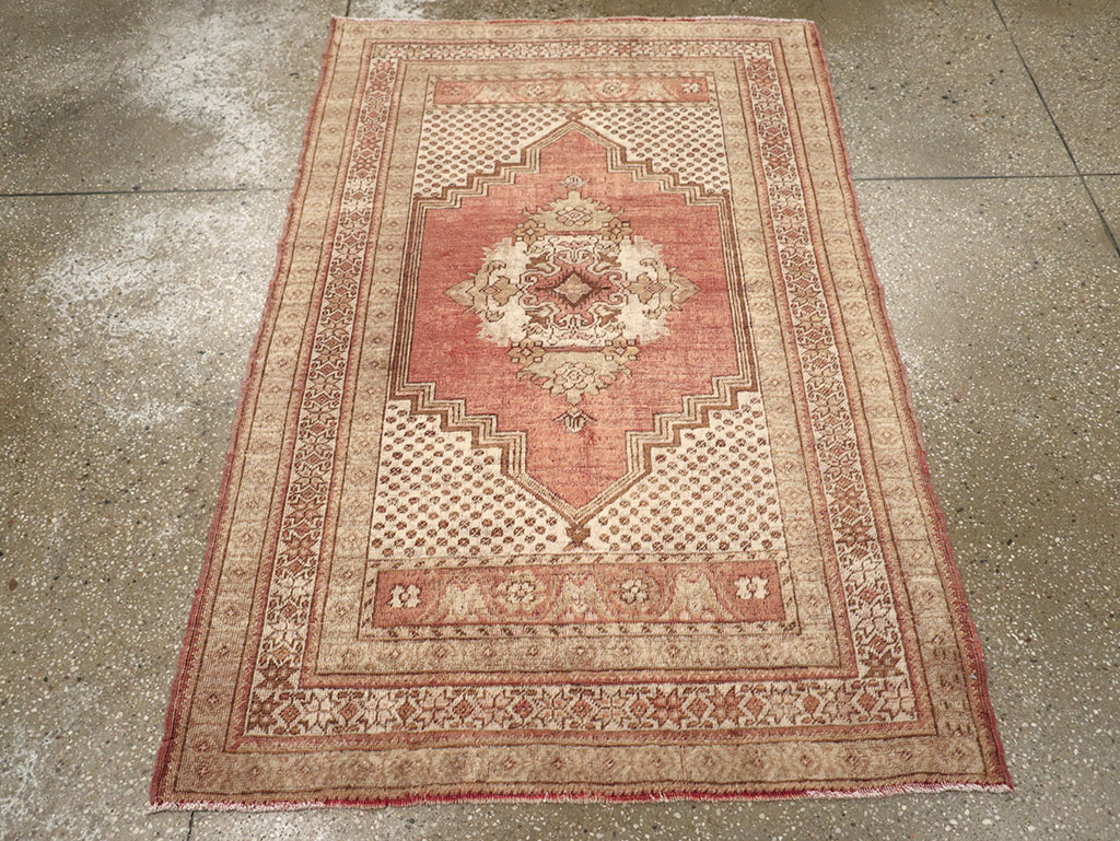 Antique Oushak Rug, No.16139 - Gsblank