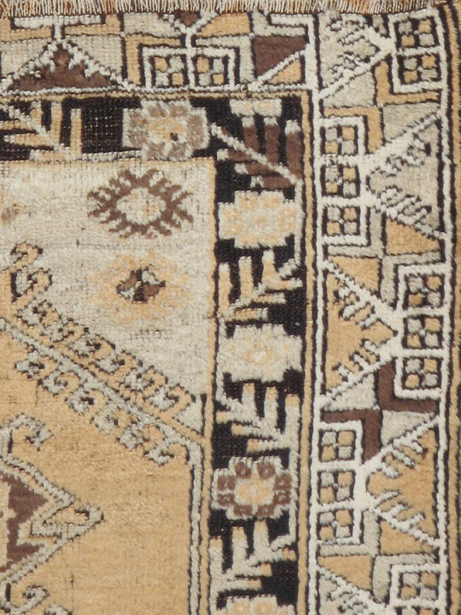 Vintage Turkish Ghiordes Rug, No.16195 - Gsblank