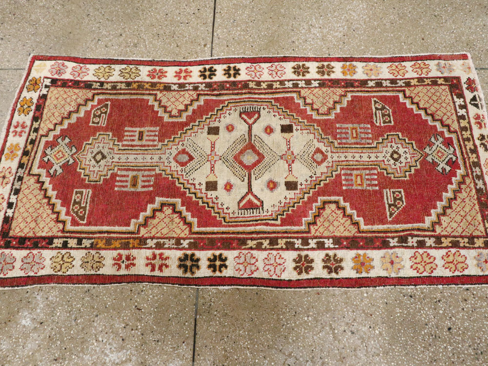 Vintage Turkish Oushak Rug, No.16196 - Gsblank