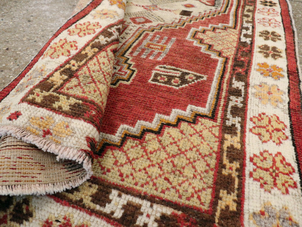 Vintage Turkish Oushak Rug, No.16196 - Gsblank