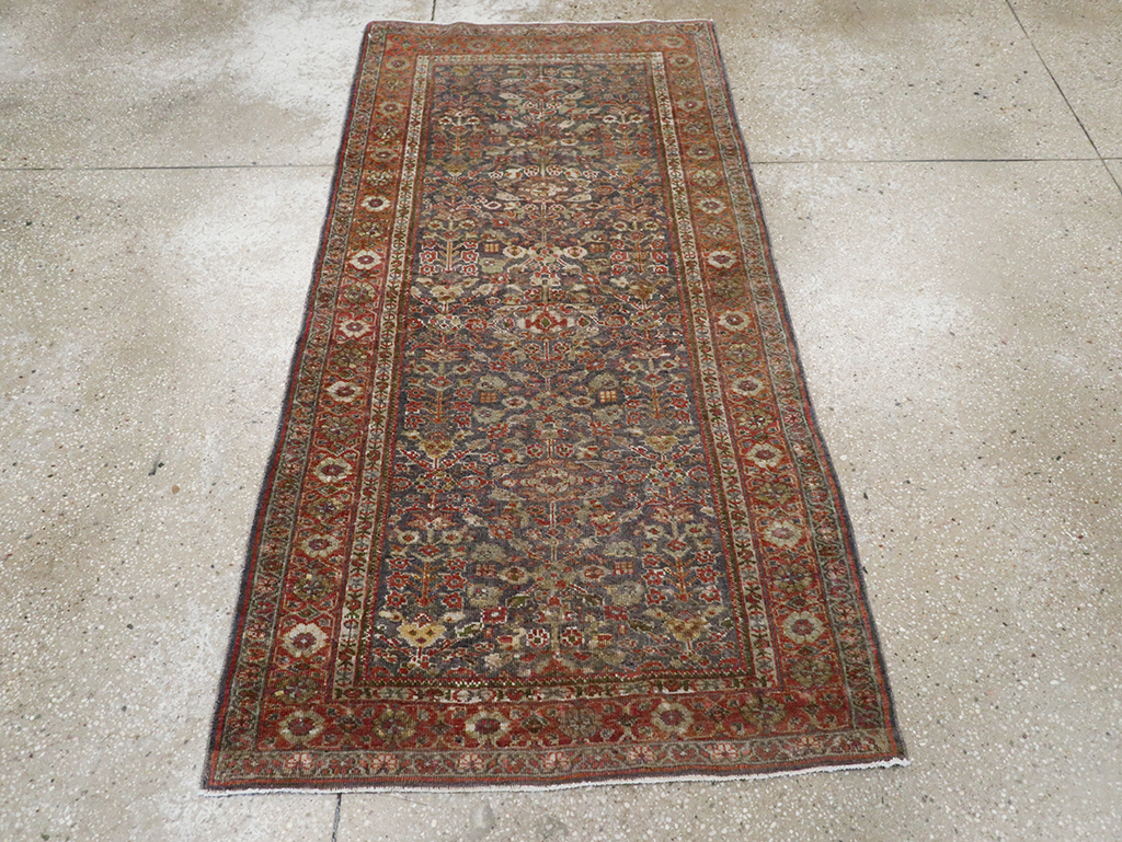Antique Persian Mahal Rug, No.16199 - Gsblank