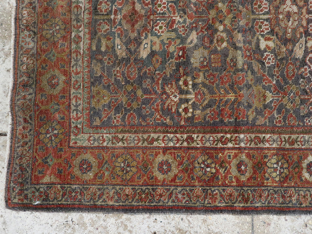 Antique Persian Mahal Rug, No.16199 - Gsblank