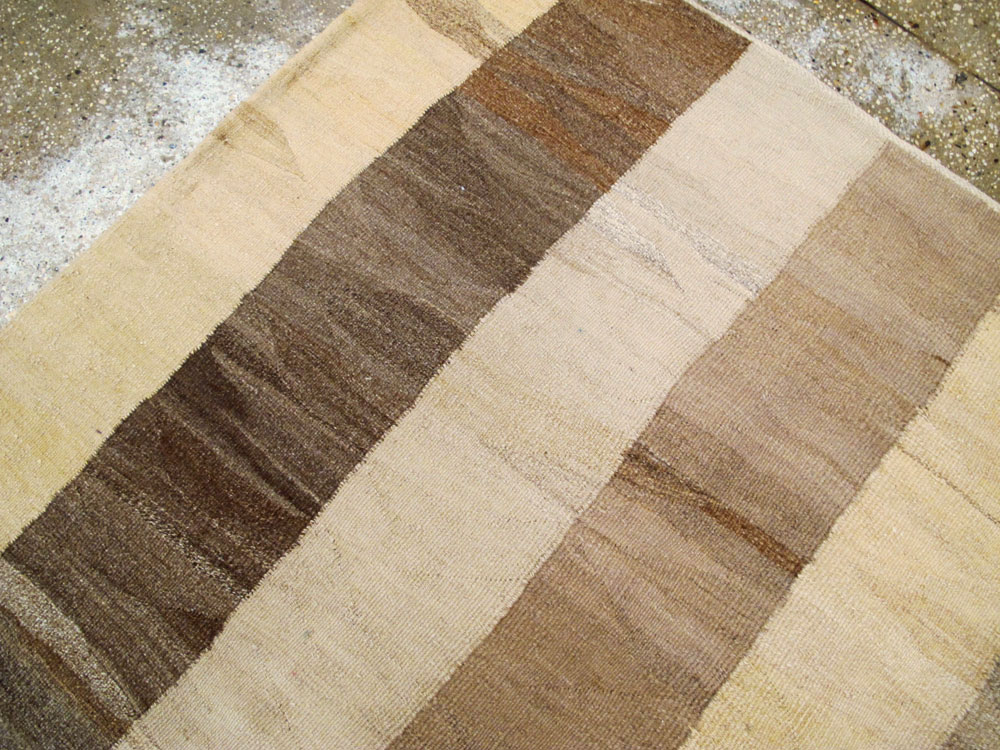 Modern Persian Kilim, No.16205 - Gsblank