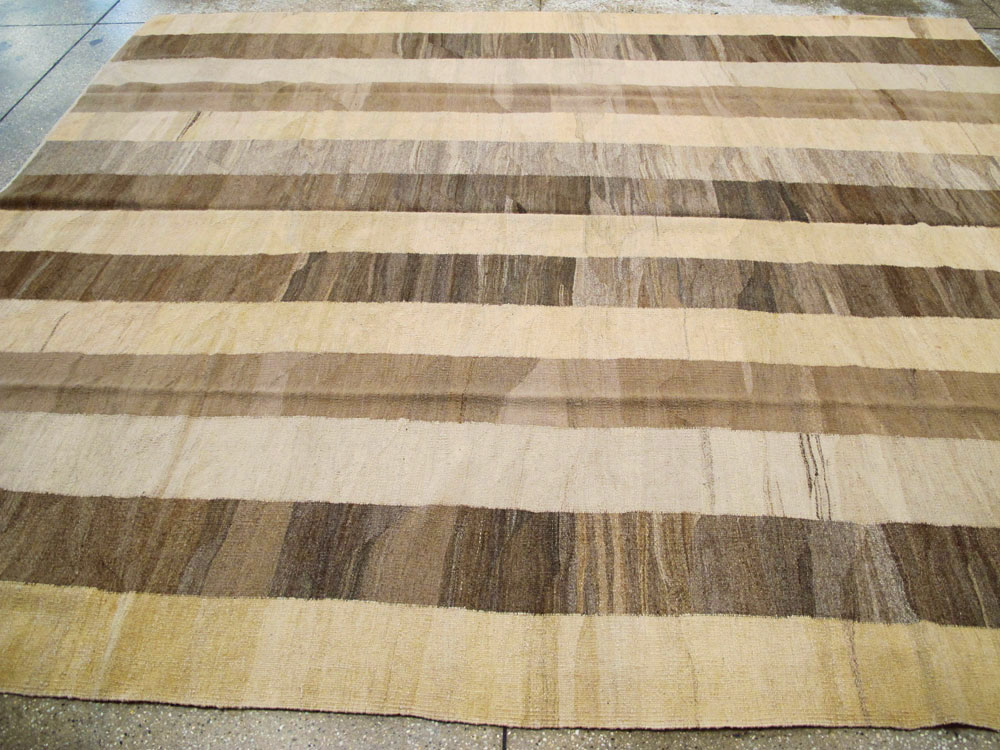 Modern Persian Kilim, No.16205 - Gsblank