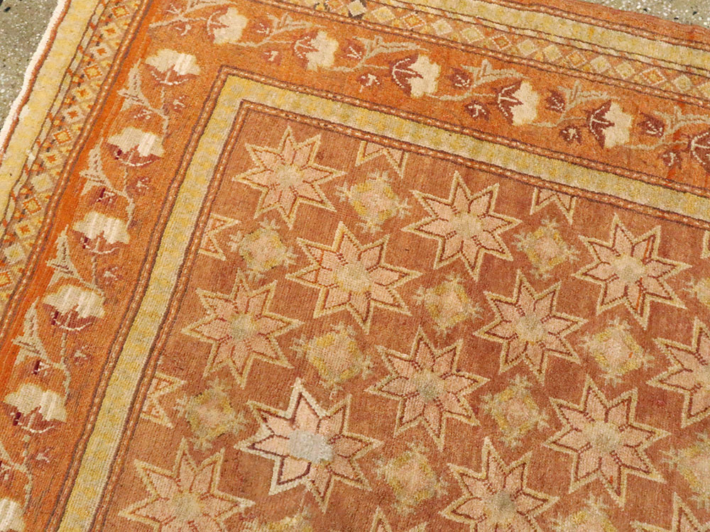 Vintage East Turkestan Samarkand Accent Rug, No.16219 - Gsblank