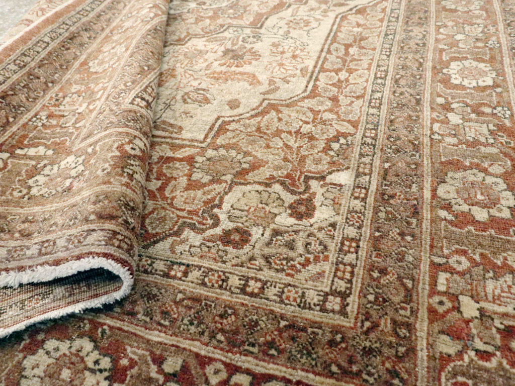 Antique Persian Tabriz Hagi Jalil Rug, No.16281 - Gsblank
