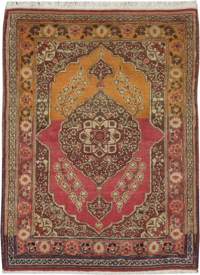 Antique Persian Tabriz Rug, No.16297 - Gsblank