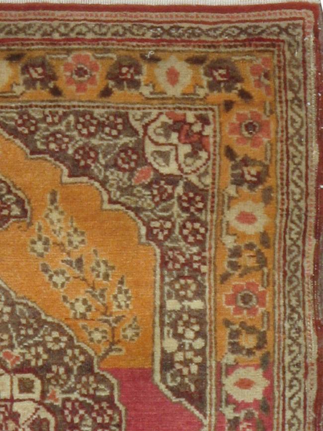 Antique Persian Tabriz Rug, No.16297 - Gsblank