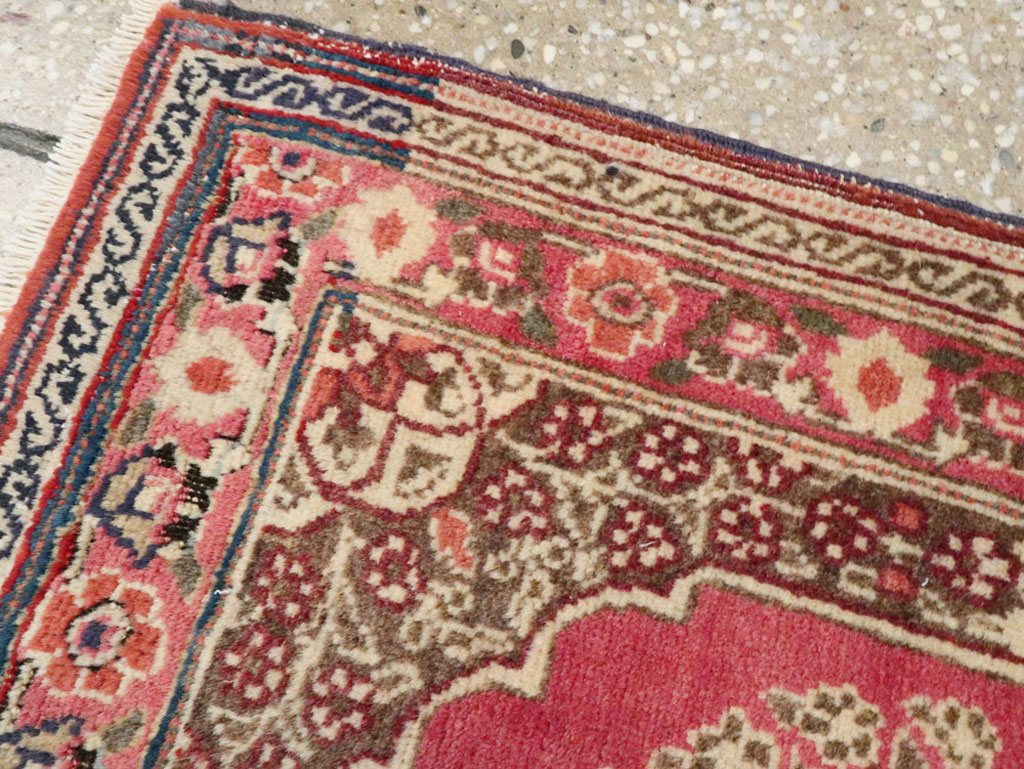 Antique Persian Tabriz Rug, No.16297 - Gsblank