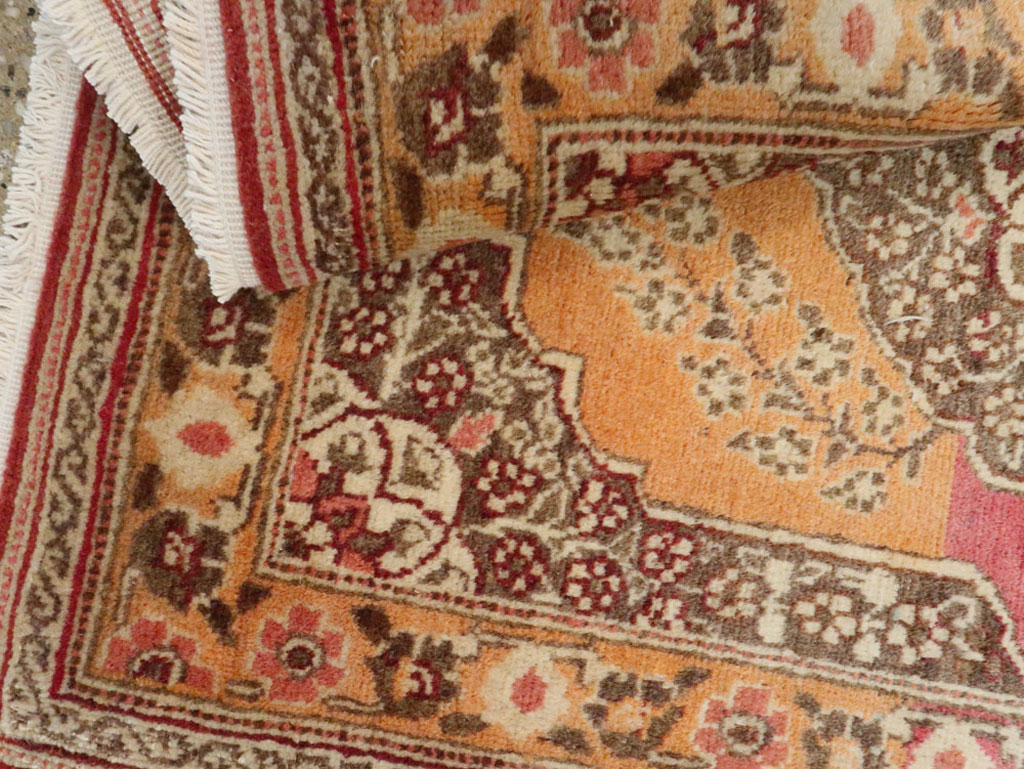 Antique Persian Tabriz Rug, No.16297 - Gsblank