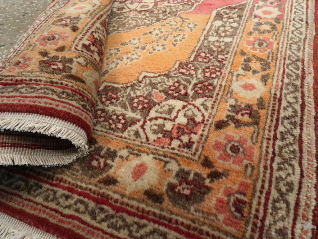 Antique Persian Tabriz Rug, No.16297 - Gsblank