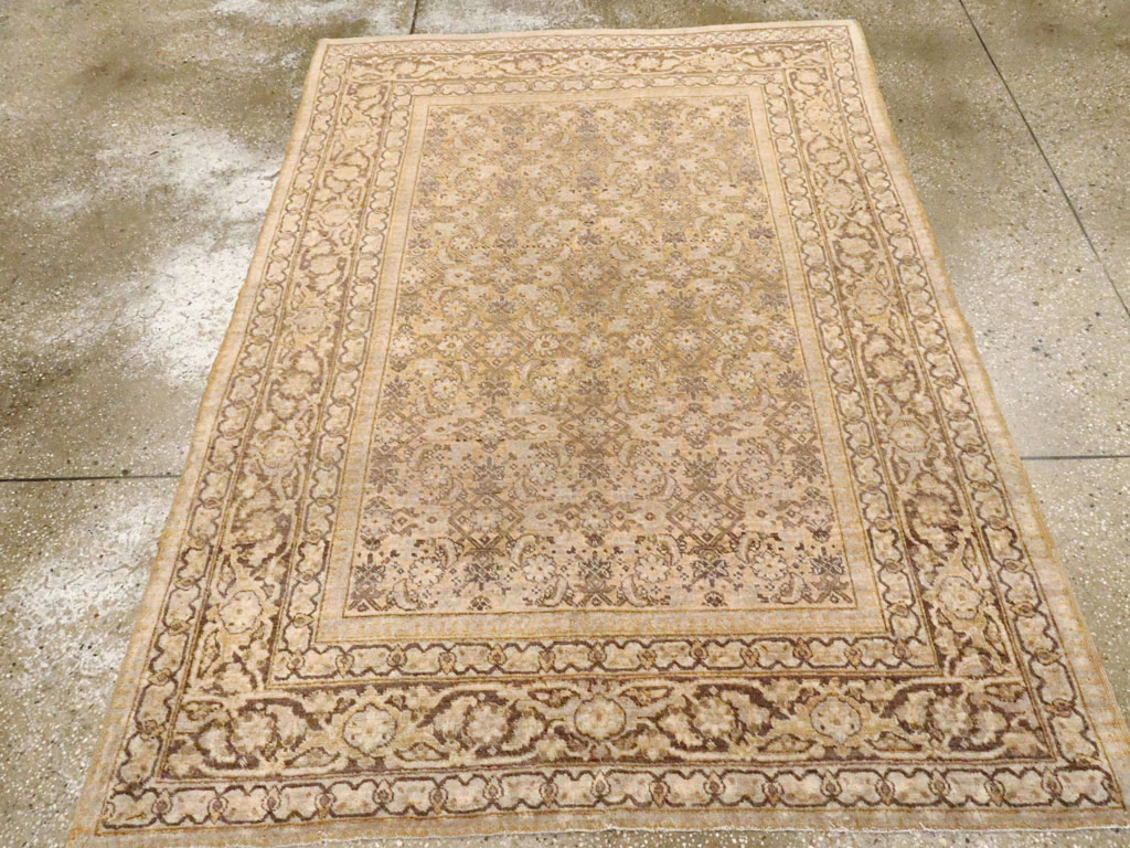 Antique Persian Tabriz Rug, No.16345 - Gsblank