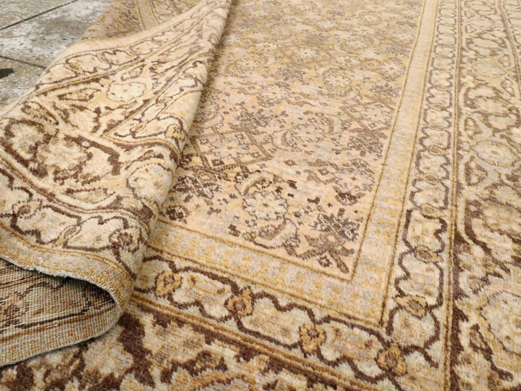 Antique Persian Tabriz Rug, No.16345 - Gsblank