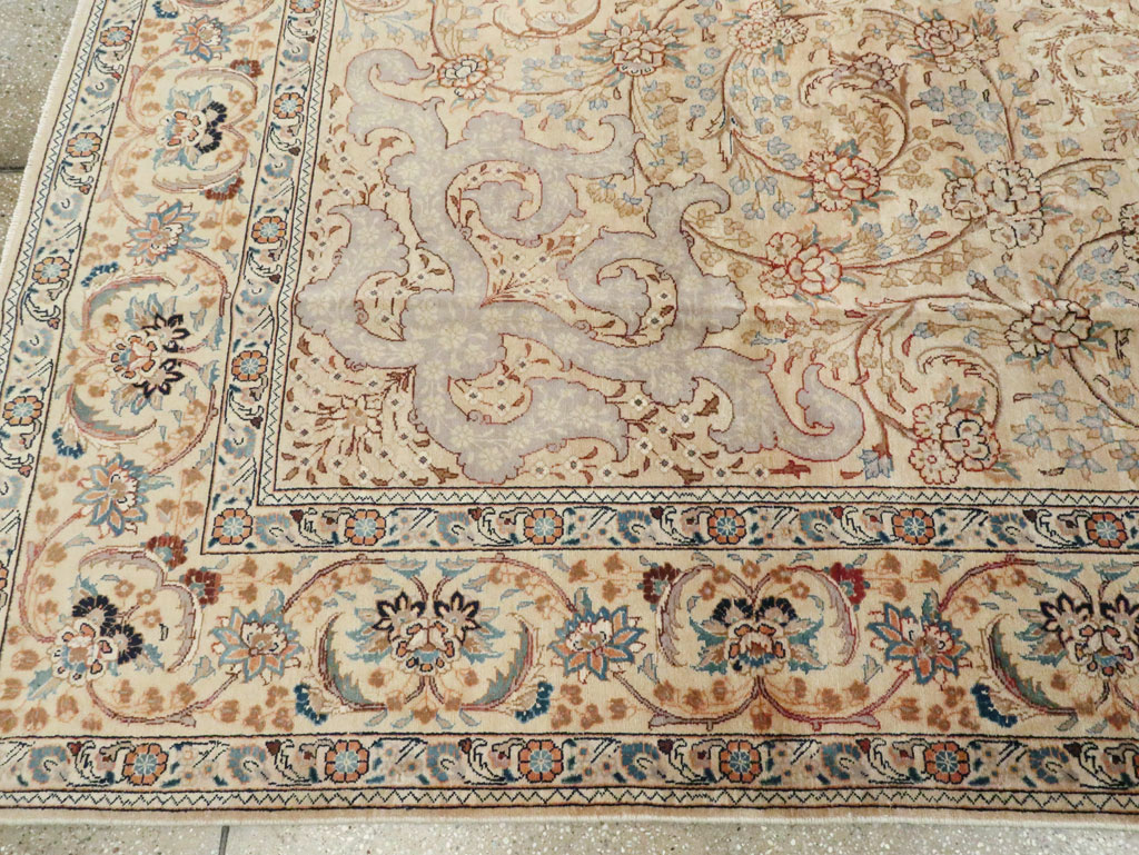 Vintage Persian Tabriz Rug, No.16353 - Gsblank