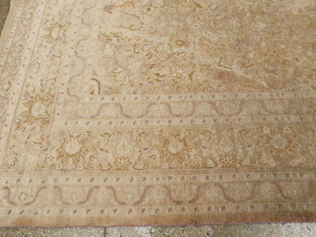 Vintage Turkish Kayseri Room Size Carpet, No.16401 - Gsblank