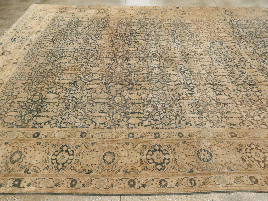 Antique Persian Tabriz Carpet, No.16410 - Gsblank