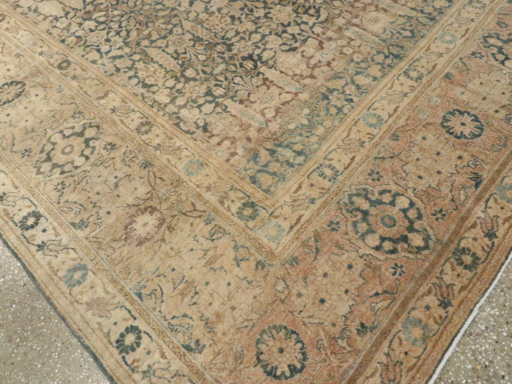 Antique Persian Tabriz Carpet, No.16410 - Gsblank