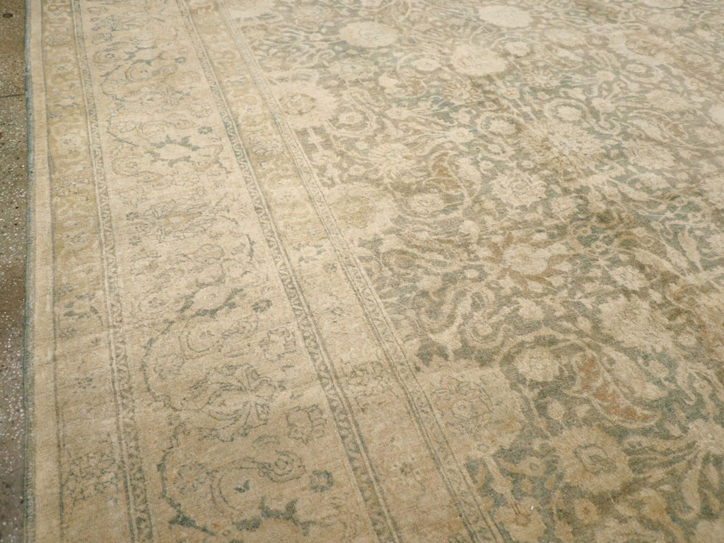 Antique Persian Tabriz Carpet, No.16413 - Gsblank