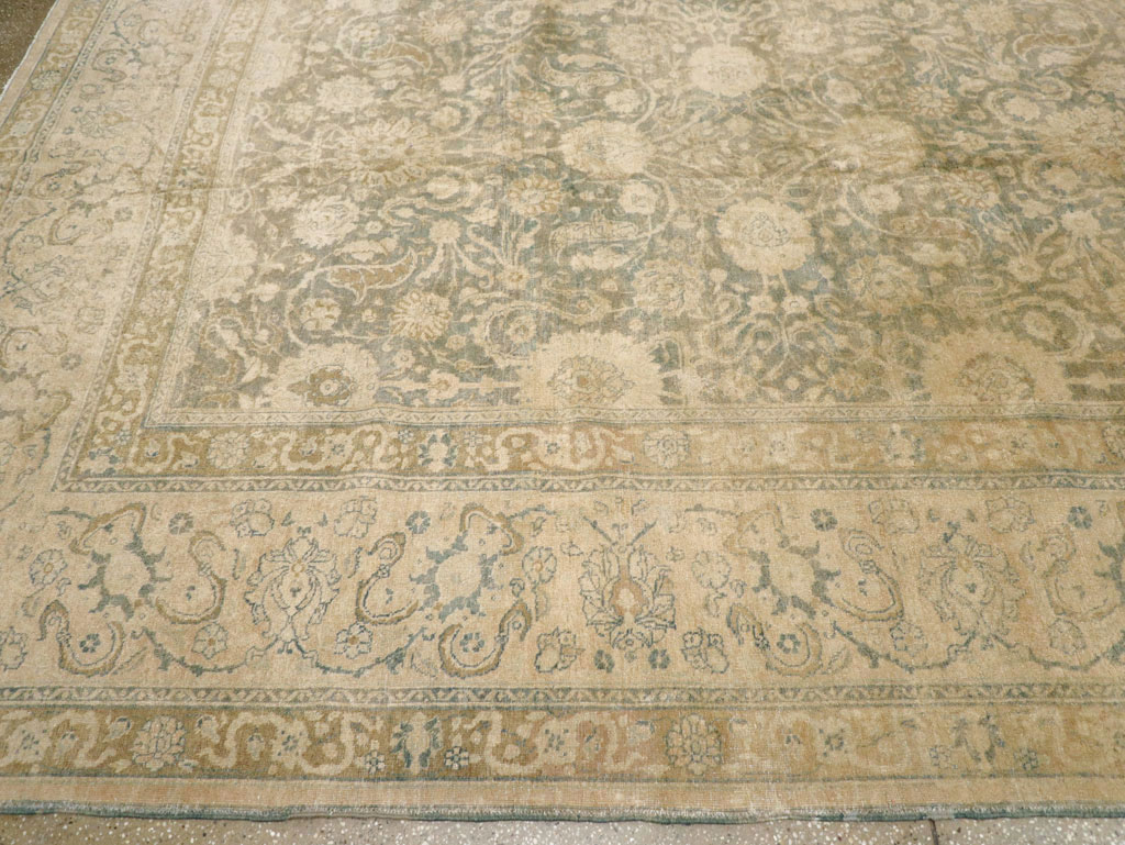 Antique Persian Tabriz Carpet, No.16413 - Gsblank