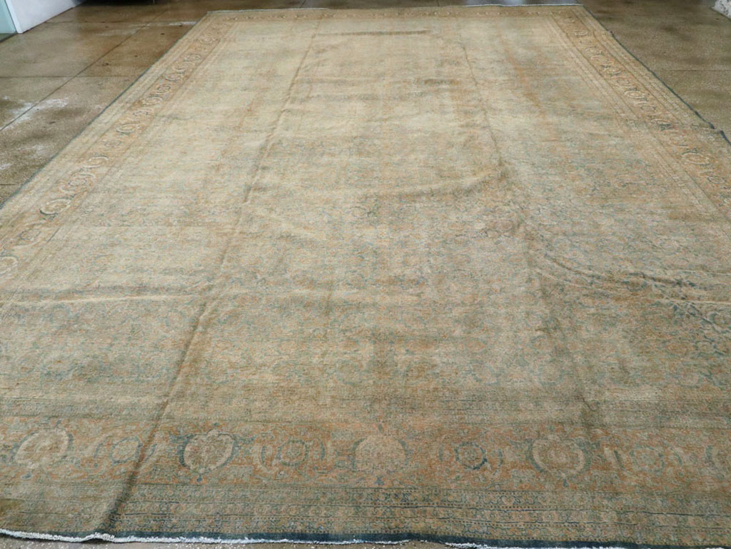 Antique Persian Tabriz Carpet, No.16429 - Gsblank