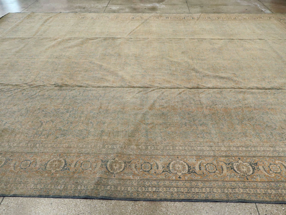 Antique Persian Tabriz Carpet, No.16429 - Gsblank
