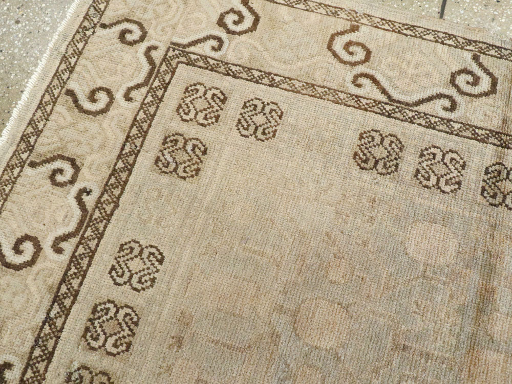 Antique East Turkestan Khotan Rug, No.16471 - Gsblank